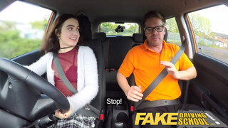 Fake Driving School, Yeni Öğrenci'nin Sınır Noktası Başlatıldı