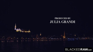 BlackedRaw - Emily Cutie kettő barna pélót kap