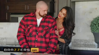 Brazzers - Katana Kombat a férje haverjával kúrel