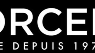 Dorcelclub.com - kettő fekete lány megosztozik egy srácon