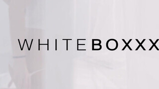 WHITEBOXXX - ilyen egy tökéletes hármas kettő félvér csajjal