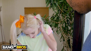 BANGBROS - Riley Star szereti a barna pélót