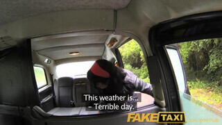 FakeTaxi - latina csajszi popsiba dugva