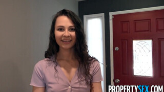 PropertySex - Liz Jordan élvezi ha oboázzák