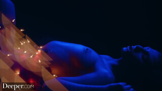 Deeper - Gianna Dior és Lulu Chu hármasban dugnak