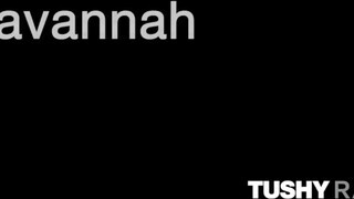 TUSHYRAW - Savannah Bond popsijába csoki kárót tolnak