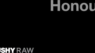 TUSHYRAW - Honour hatalmas fenekébe betolják a kárót