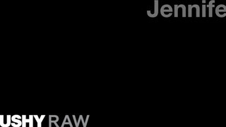 TUSHYRAW - Jennifer White kettő dákót kap