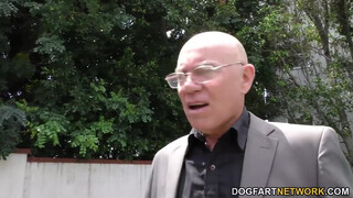 Sindee Dix az óriás cickós háziasszony