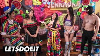 Sophia Leone és Natalia Nix forró tini orgia vad szenvedéllyel