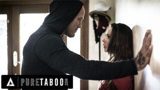Pure Taboo tiltott kalandja - Abigail Mac átadja magát a betolakodónak a házában